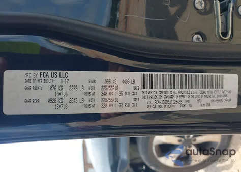 2018 Jeep Compass Latitude Fwd z USA, uszkodzony, nr VIN 3C4NJCBB5JT125499